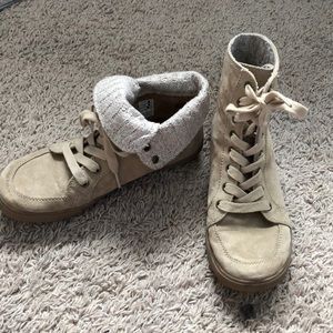 Rocket dog reservable boots